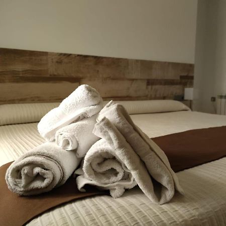 Hotel Tres Estrellas Casa Maribona Gela El Puente  외부 사진