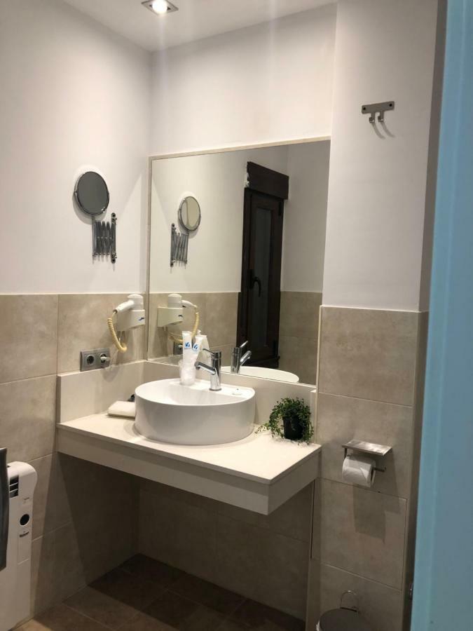 Hotel Tres Estrellas Casa Maribona Gela El Puente  외부 사진